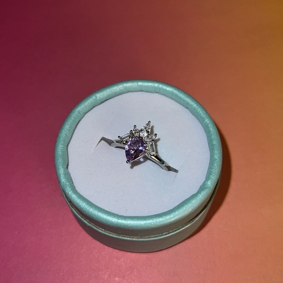 RBP2965 Main Stone: Lab Created  Amethyst Materials: Rhodium Plate Ring Sz 8 - Picture 7 of 8